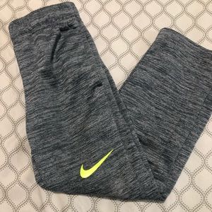 Good condition Nike pants.